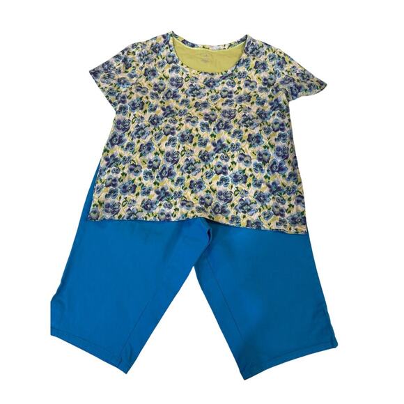 White Stag Women's XL T-Shirt Blue Green Floral + JMS 1x Bermuda Shorts Outfit - Picture 1 of 5